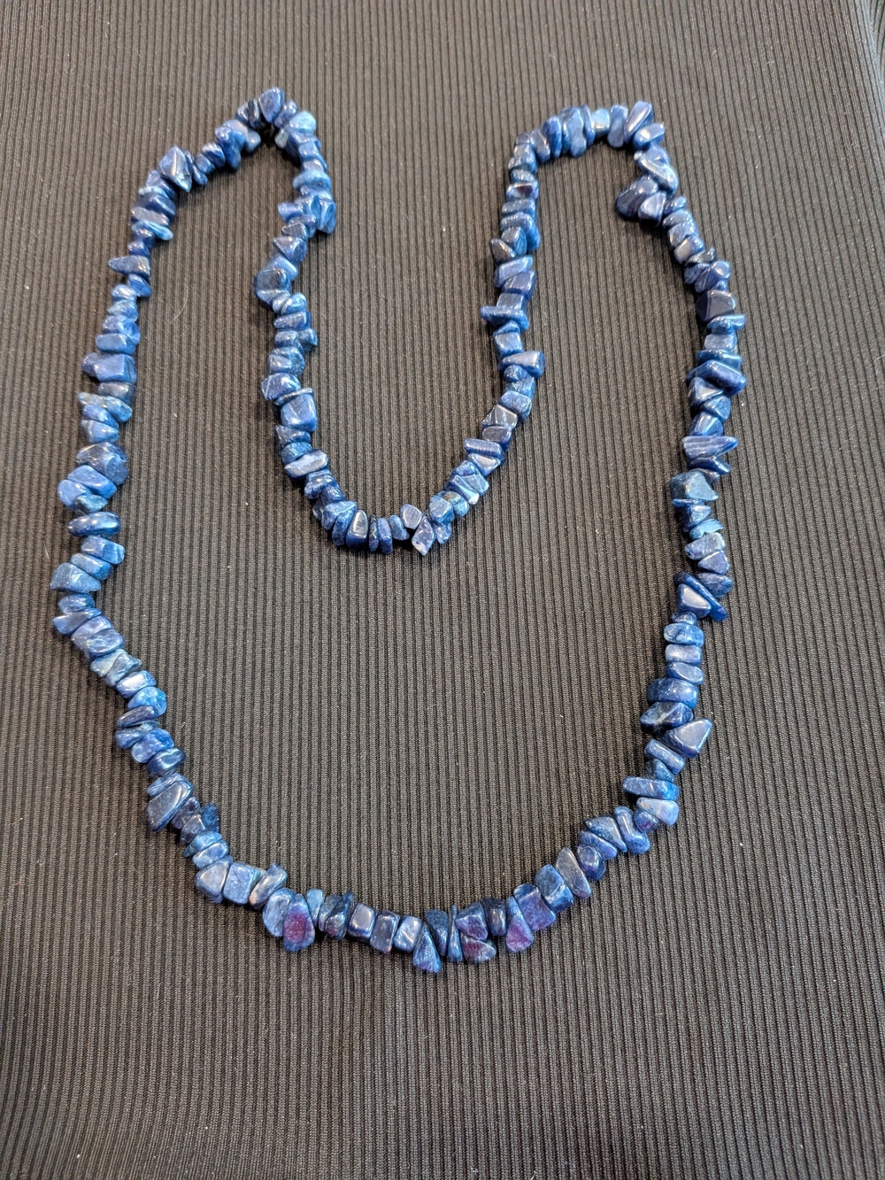 Vintage 1970sNatural Sodalite Dark Blue Stone Necklace 14"